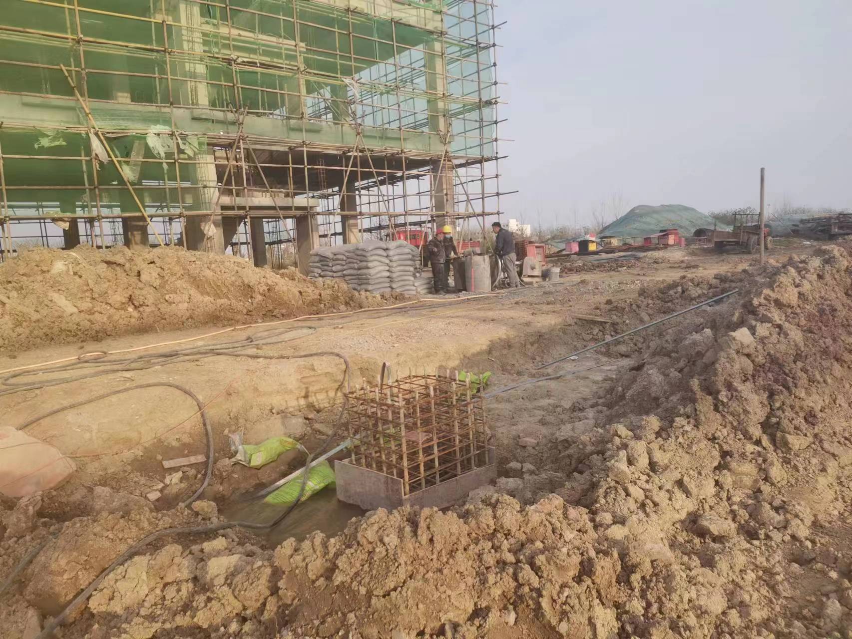 华蓥当桥梁出现裂缝的时候应该及时加固修补